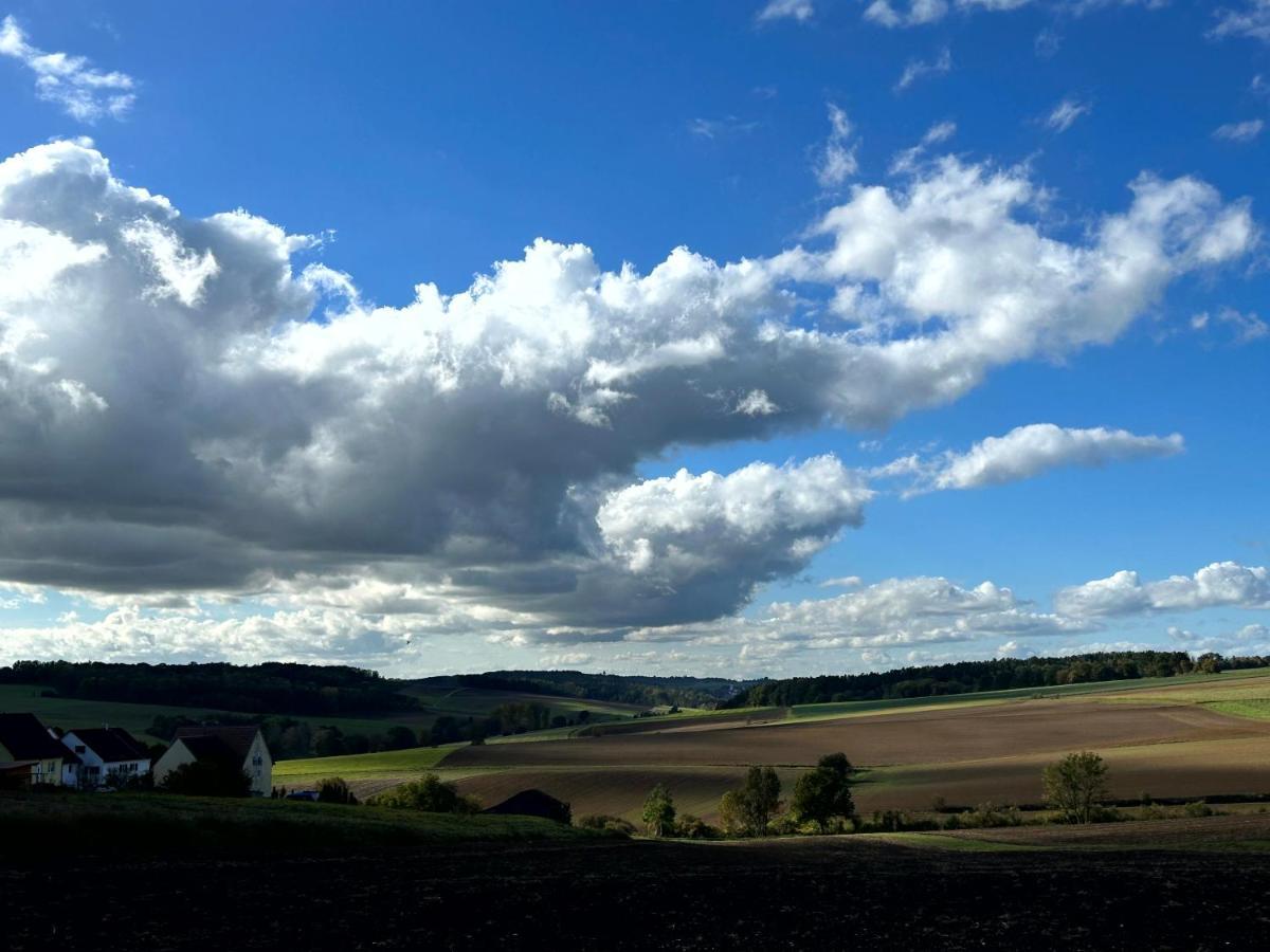 Ferienwohnung Im Usseltal - Monheimer Alb - Altmuehltal - Familie Geyer - Daiting Monheim  Exteriör bild